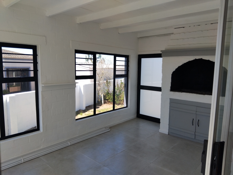 3 Bedroom Property for Sale in Country Club Western Cape